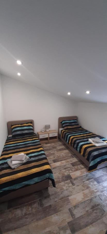 Apartmani Petar I Luka Бакар Екстер'єр фото