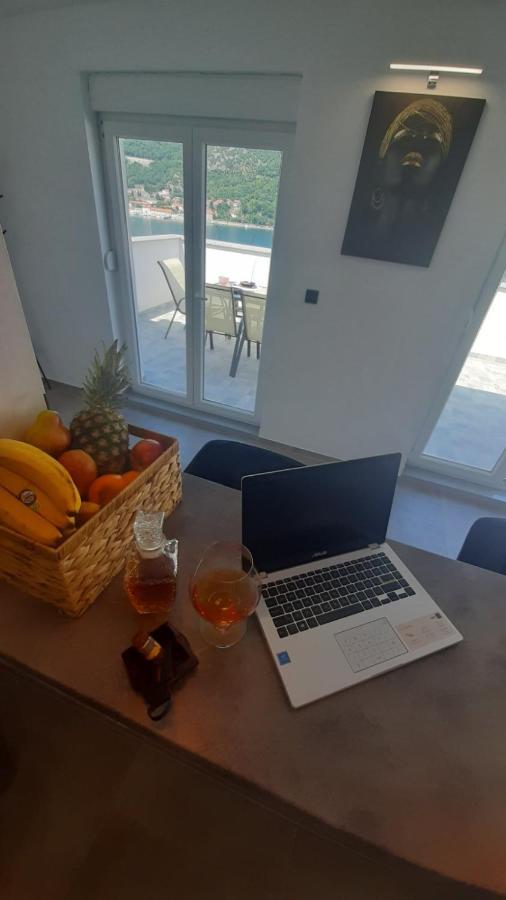 Apartmani Petar I Luka Бакар Екстер'єр фото
