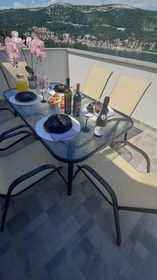 Apartmani Petar I Luka Бакар Екстер'єр фото